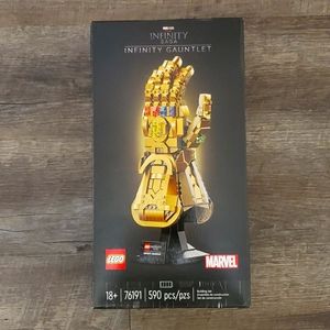 MARVEL LEGO INFINITY GAUNTLET. NEW NEVER OPENED.